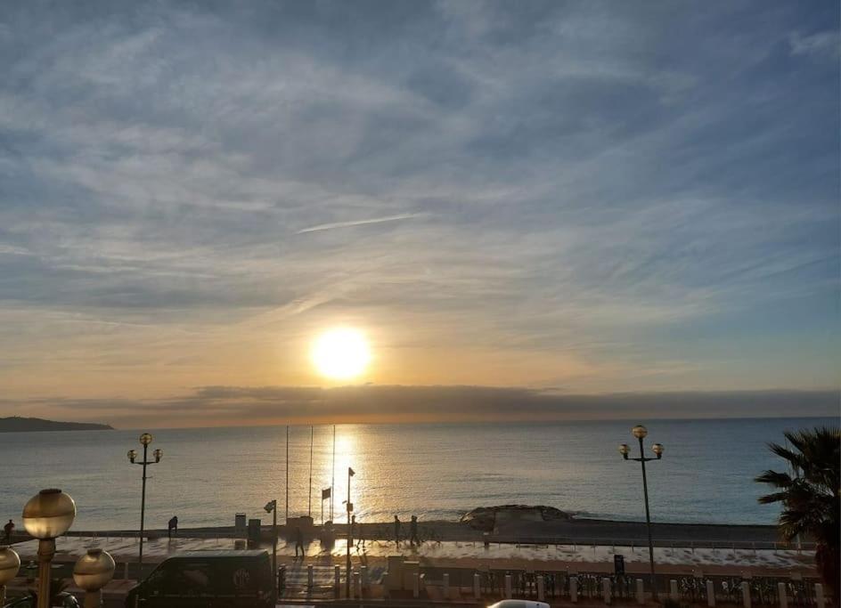 Nice Promenade Des Anglais Vue Mer ภายนอก รูปภาพ